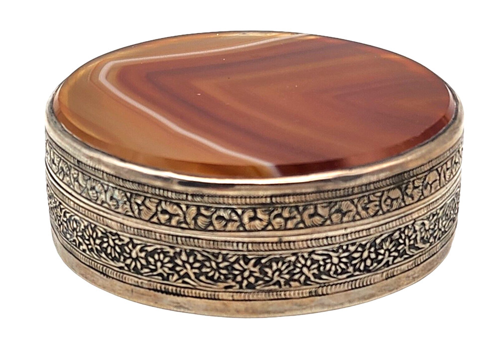 ANTIQUE Silver / Agate 2 5/8" Round Snuff Box Nice Detailing
