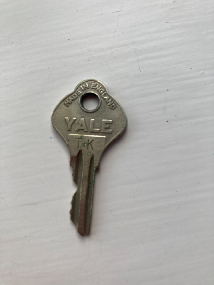 YALE & TOWNE MFG CO NO 2016 KEY