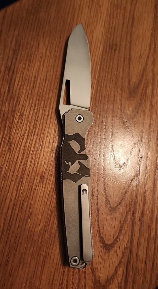 UNCOVSKY KNIVES CUSTOM DARK SERIES, RWL-34 Blade, Excelent Condition.