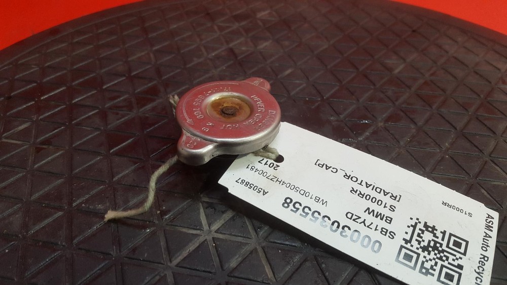 BMW S1000RR 2017 RADIATOR CAP