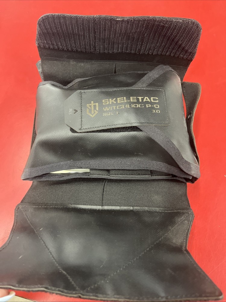 Skeletac IFAK Witchdoc Pull-Out w/ insert 3.0 & Contents Large Molle Black