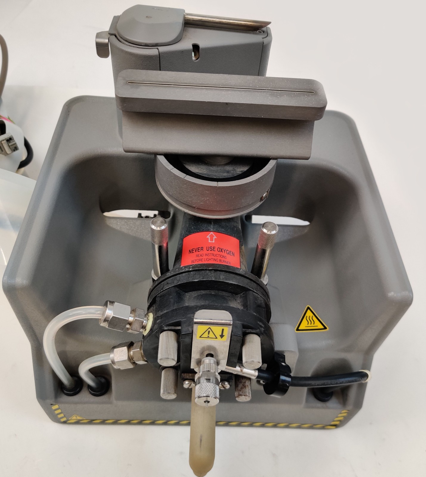 PerkinElmer AAnalyst PinAAcle 03030352 SS Neb, Burner Head Assy N0400102 Tested