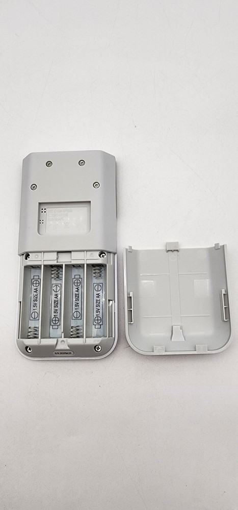 SimpliSafe SSKP3 Security Keypad White Wireless Used Works