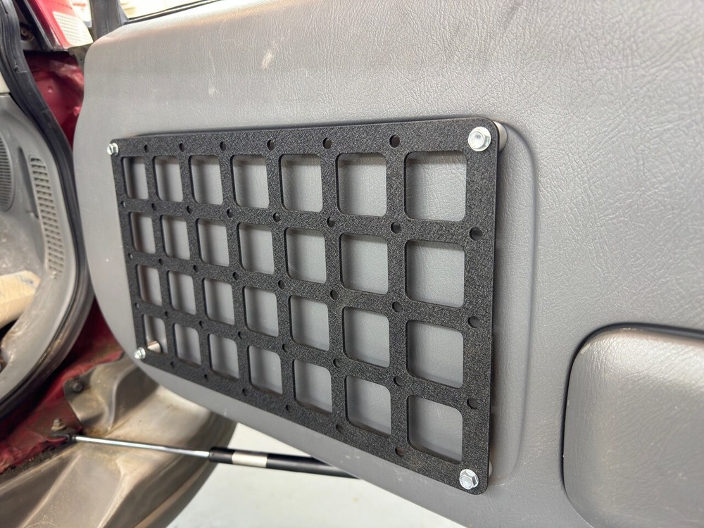 UNIVERSAL 7X4 MOLLE PANEL 97-01 CR-V REAR DOOR