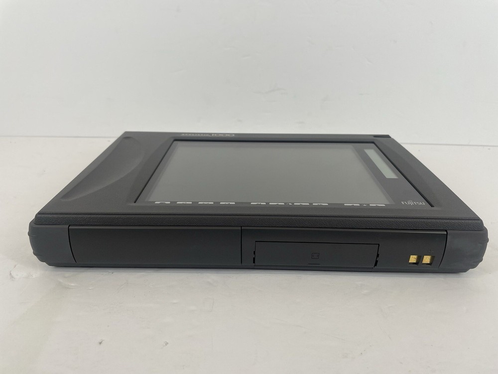 READ Fujitsu Stylistic 1000 FMW2430M Tablet PC UNTESTED