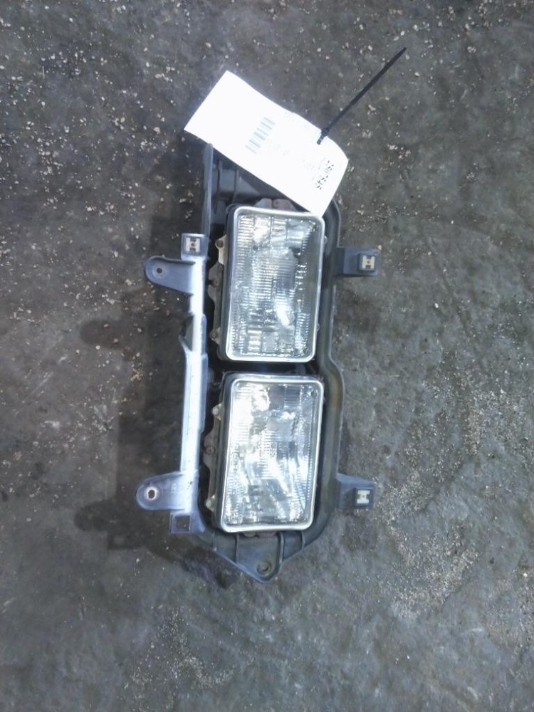 For 2005 GMC T7500 HEADLIGHT Left , OH