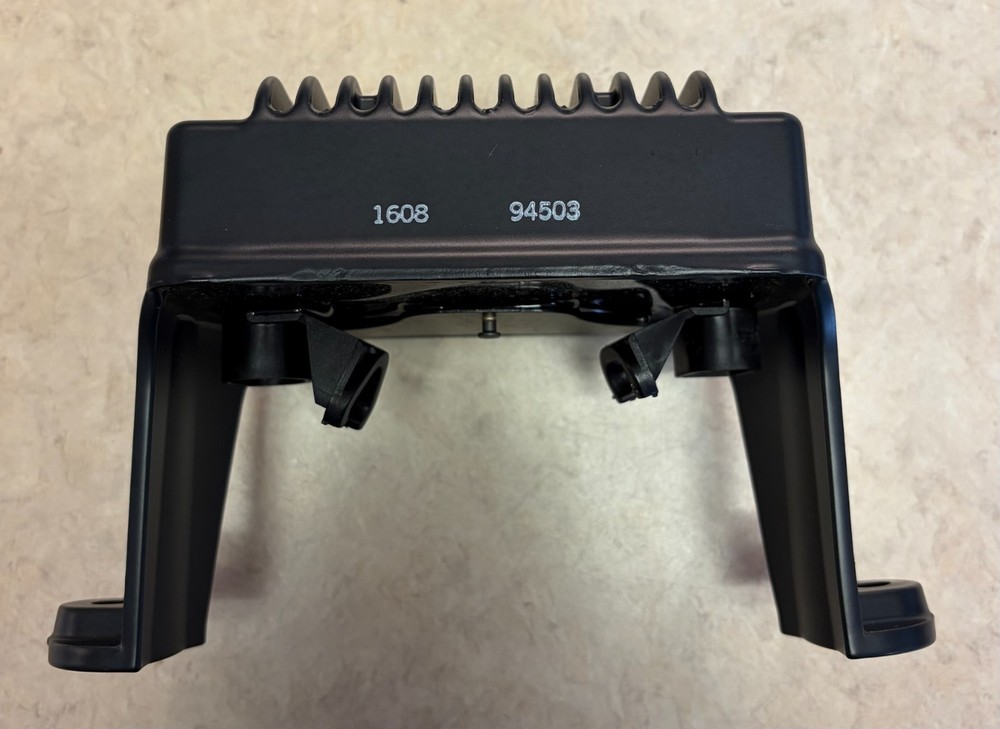 New OEM Harley-Davidson Voltage Regulator Assembly 74505-06