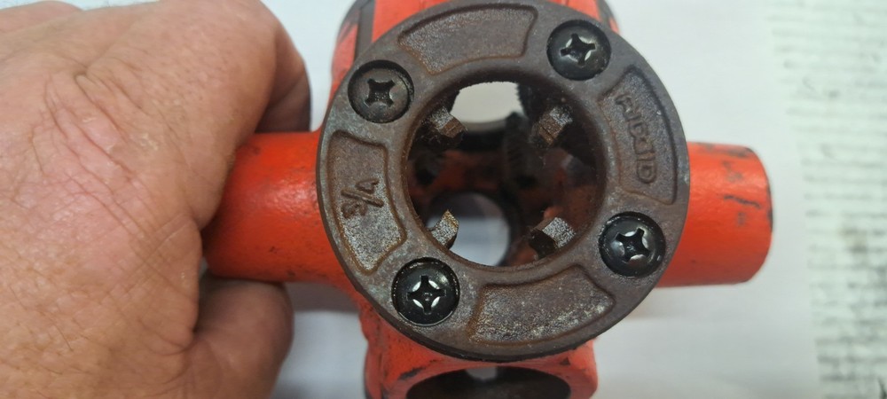 Rigid 31 A Head 1/2” 3/4” 1” used may need teeth