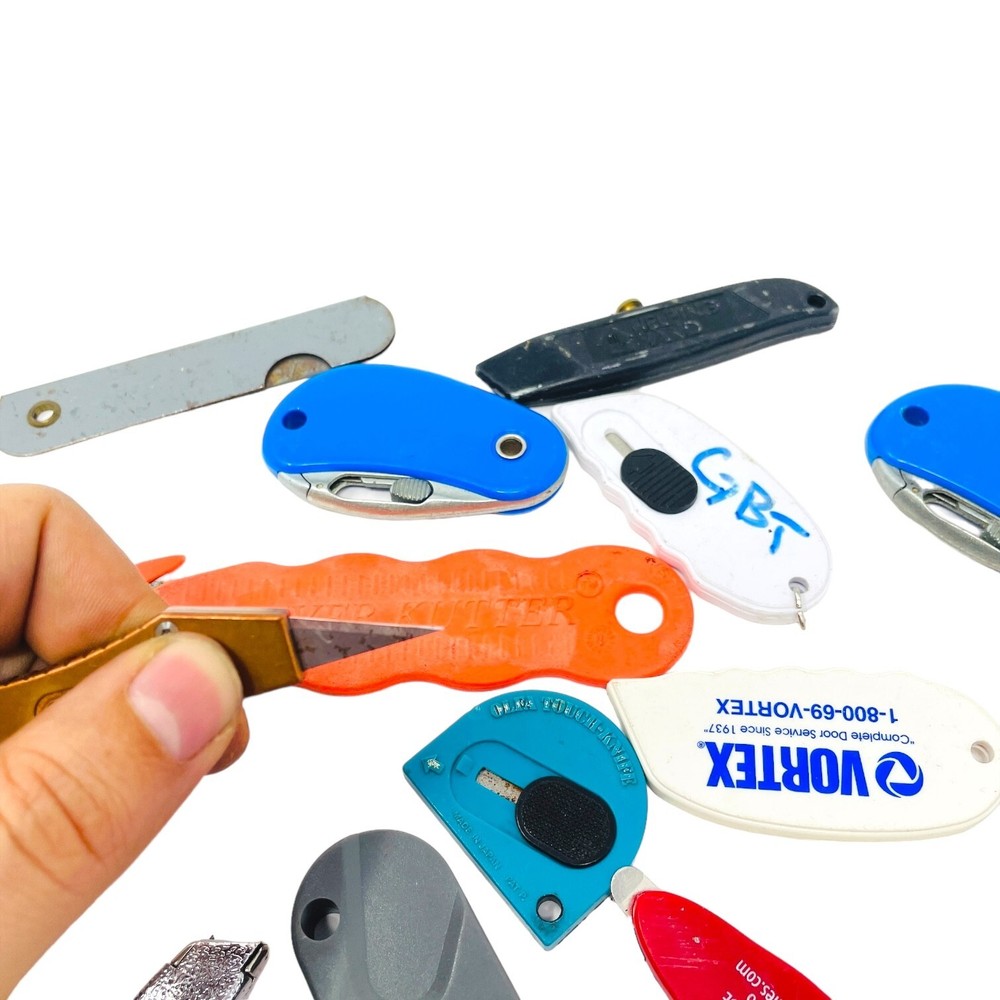 13 pcs Variable Purpose Handy Cutting Tools and Sharpeners Pocket Safety