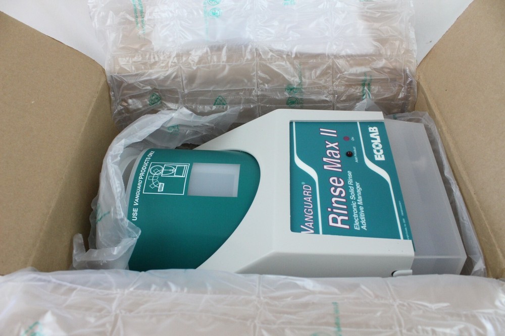 Ecolab 92181494 RINSE MAX II Vanguard Electronic Solid Rinse Additive Manager