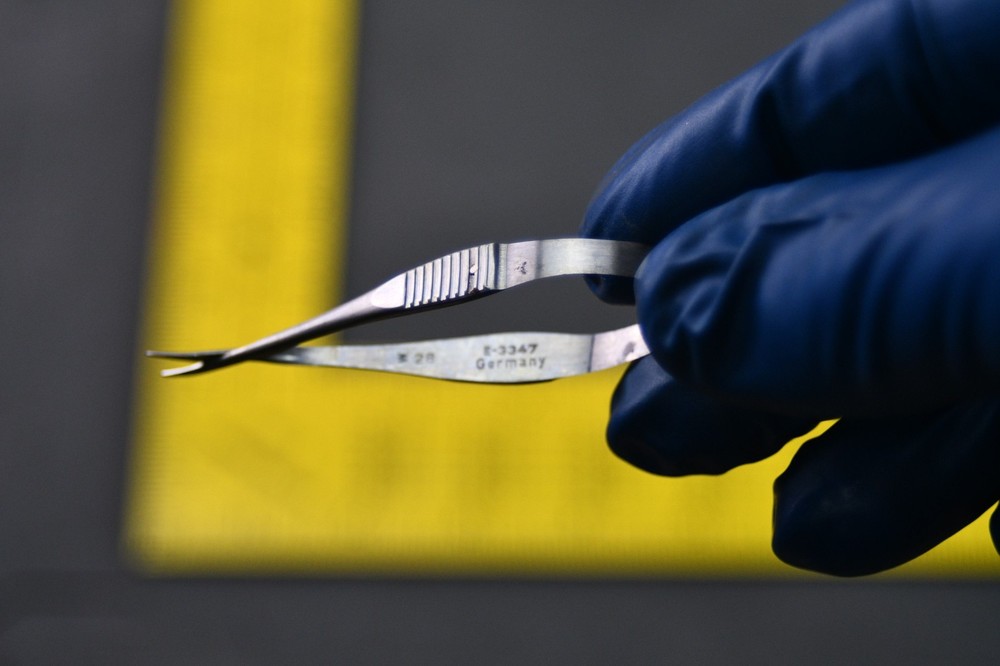 Storz E3347 McPherson Vannas Iris Scissors Curved