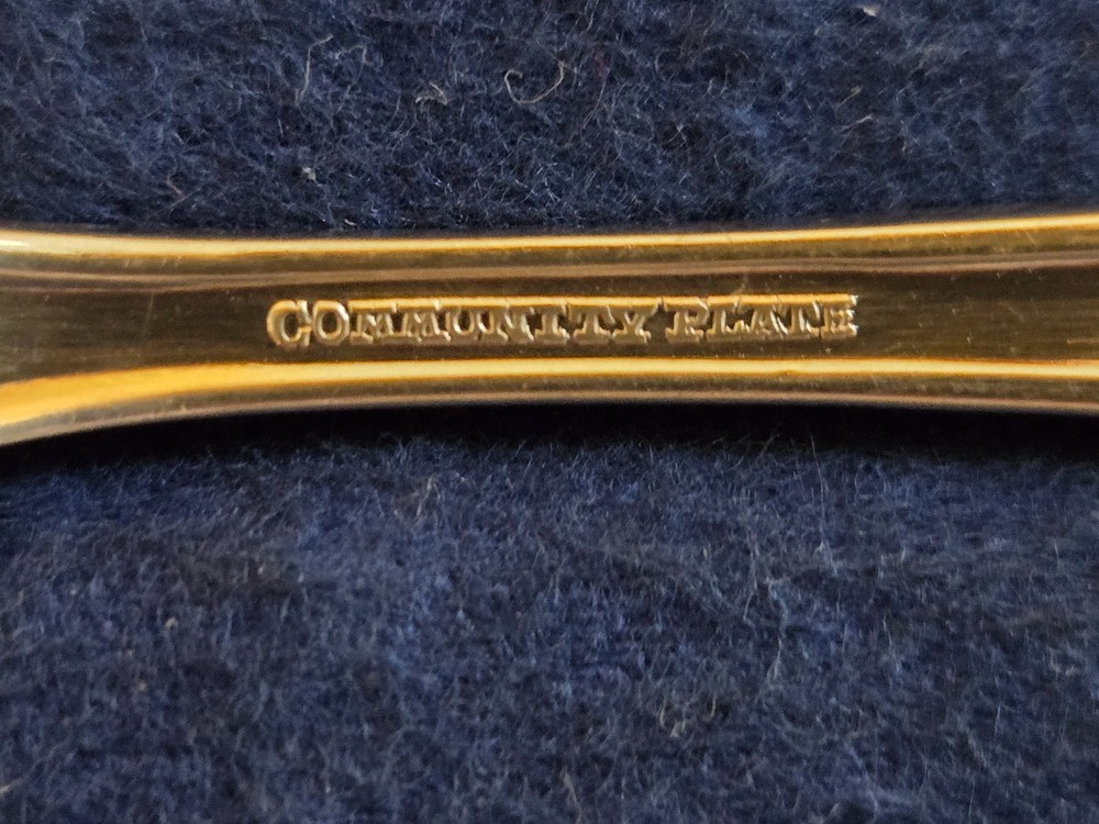 Adam pattern ONEIDA COMMUNITY PLATE FLATWARE (SILVERPLATE) 1917