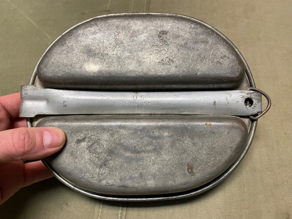 ORIGINAL WWII US ARMY & MARINE INFANTRY M1942 MESS KIT-DATED:1942