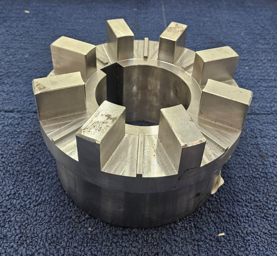 Wrapflex 115752 Coupling Hub 60R, 4" Inner Diameter 8" Outer Diameter