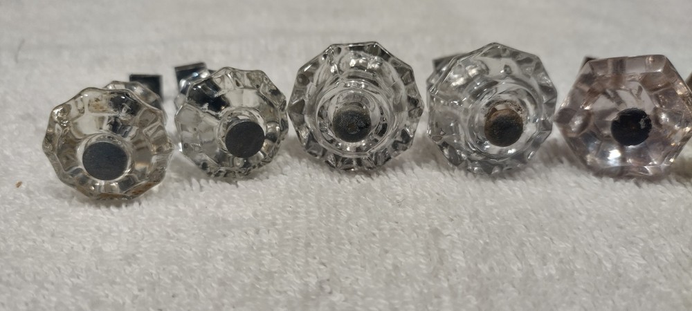6 Vintage Beautiful Pulls Knobs for Cabinets/Drawer - Antique Crystal
