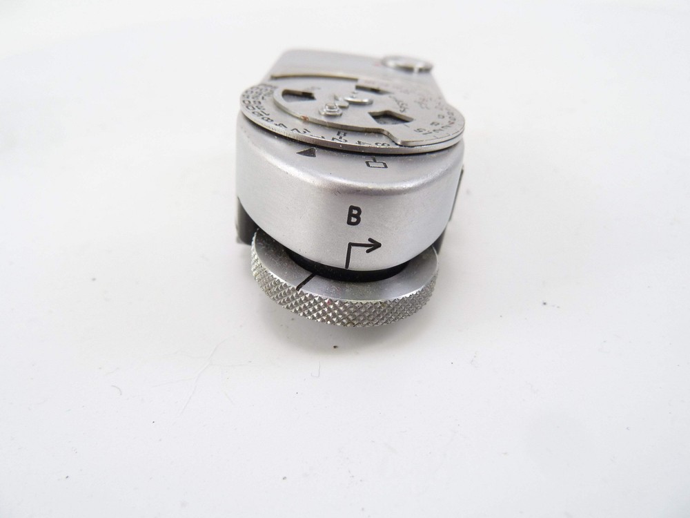 Leica Light Meter MC in Original Red Box