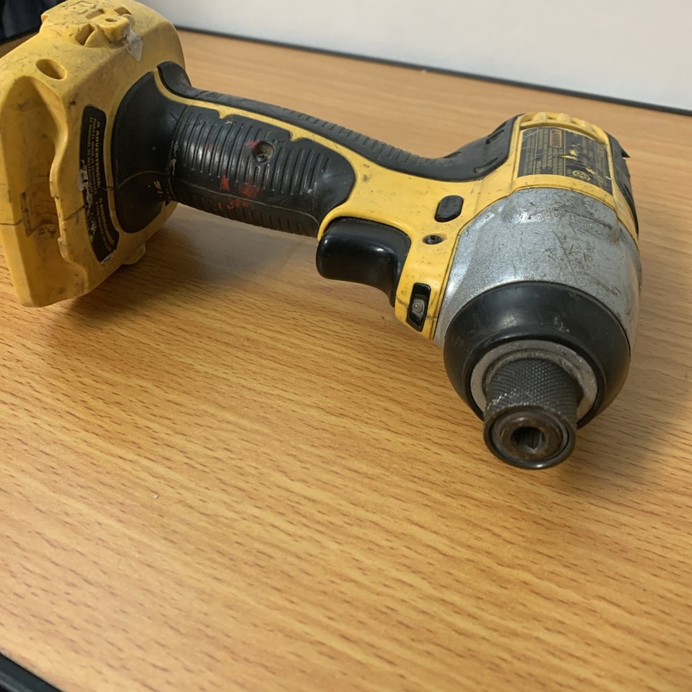 Dewalt DC825 / DC827 / DCF826 18V Volt 1/4" Hex IMPACT DRIVER Tool Only
