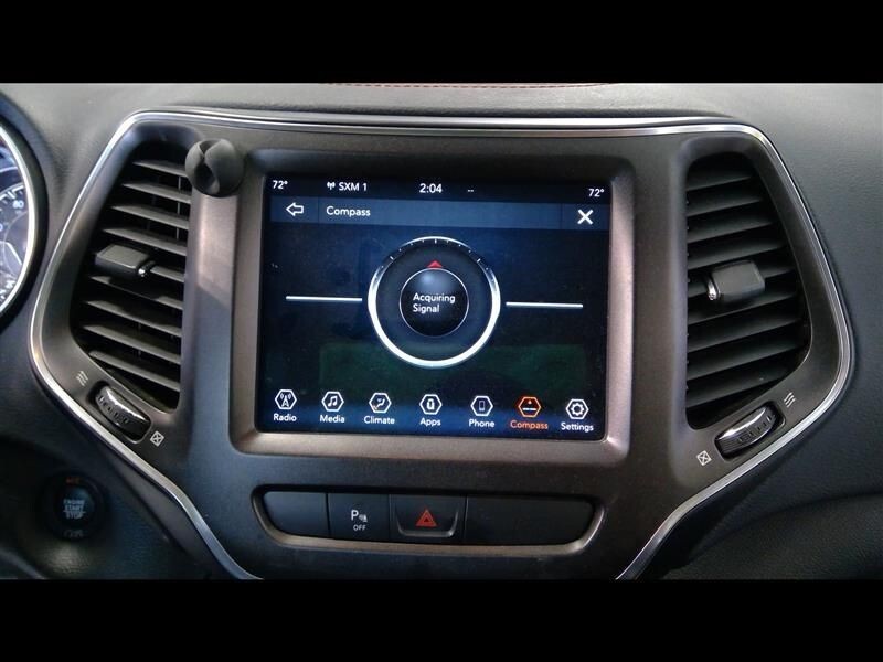 2019 - 2022 Jeep Cherokee UAM Uconnect 4C Radio Display Screen Apple Carplay