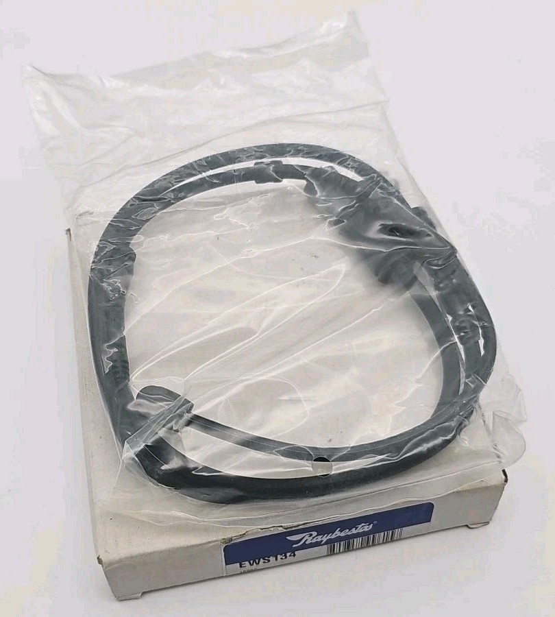 Miscellaneous Electronics Lot - Philips Remote, HDTV Antenna & More