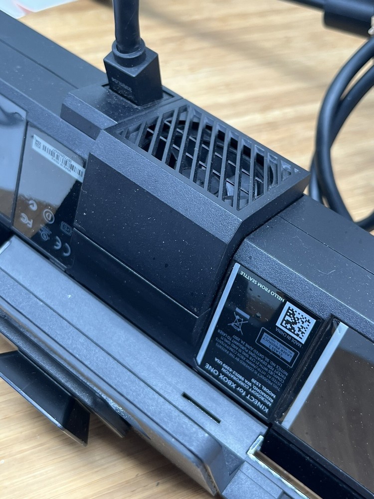 Microsoft Xbox One Kinect Camera Motion Sensor Bar Black Model 1520 OEM