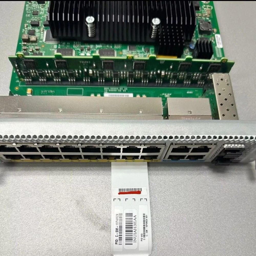 Cisco Catalyst C-SM-16P4M2X 8300 Series Edge Platform Switch Module