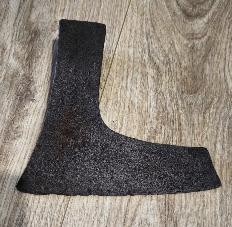 RARE QUALITY FORGED AXE HEAD HATCHET