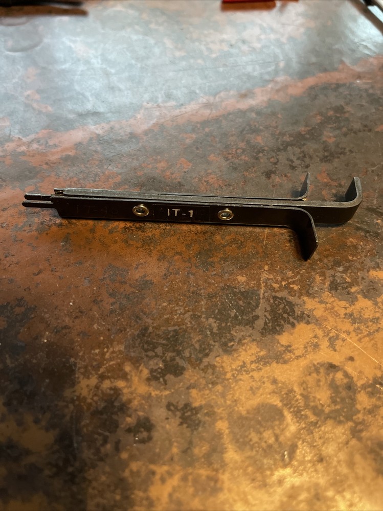 IT -40 IT -1 extraction tool aviation