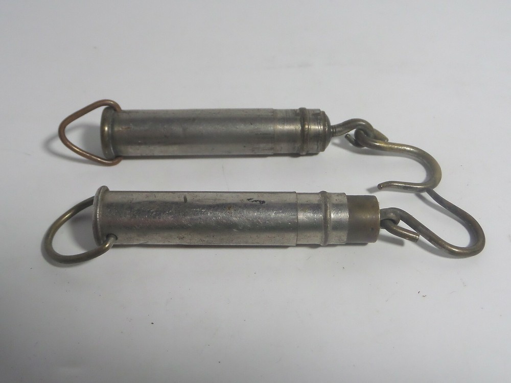 2 small brass spring pull scales (B9-22)