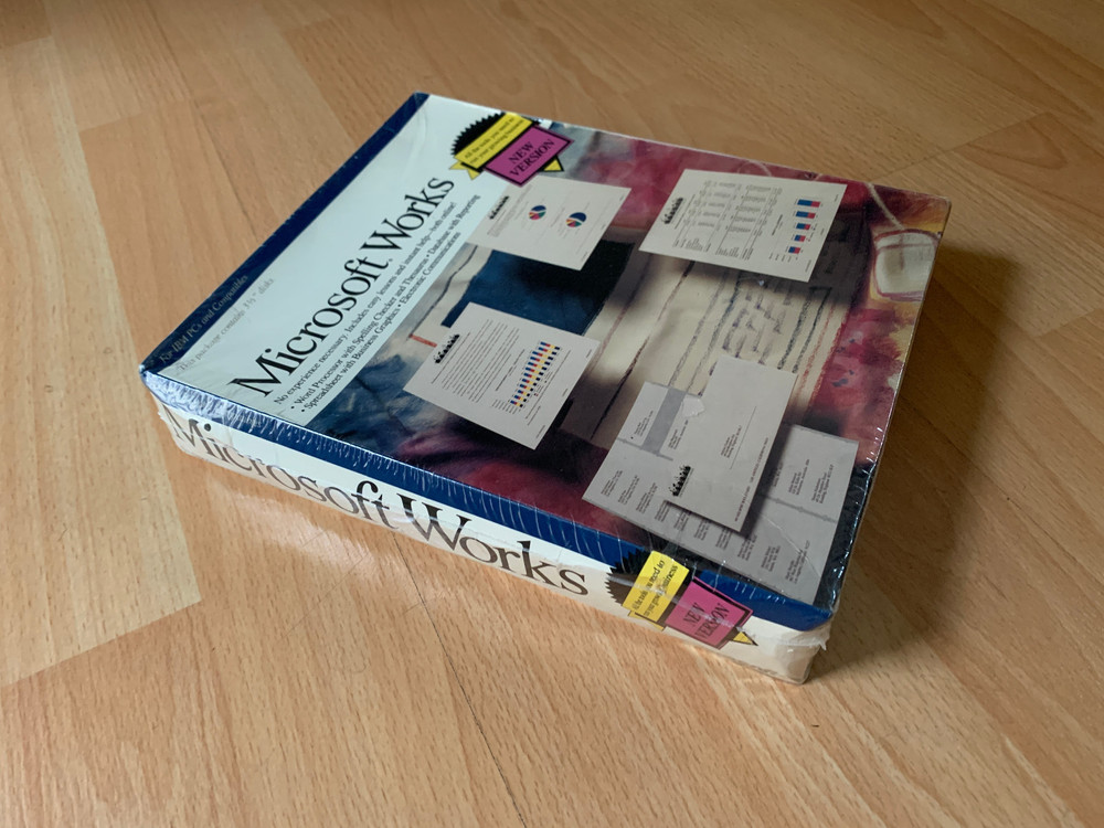Microsoft Works 1989 2.0 for Windows Vintage Software Sealed Smashed Box