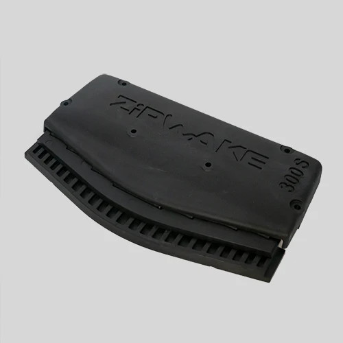 Zipwake Interceptor 300 Front