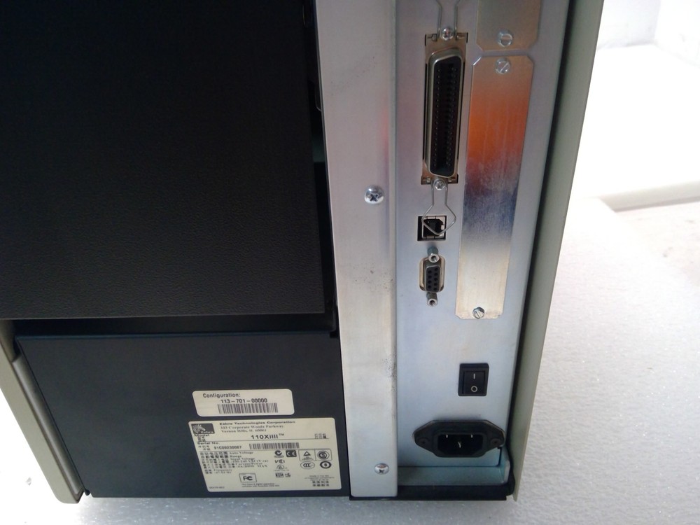 Zebra R110Xi 110XiIII Thermal Label Printer *READ*