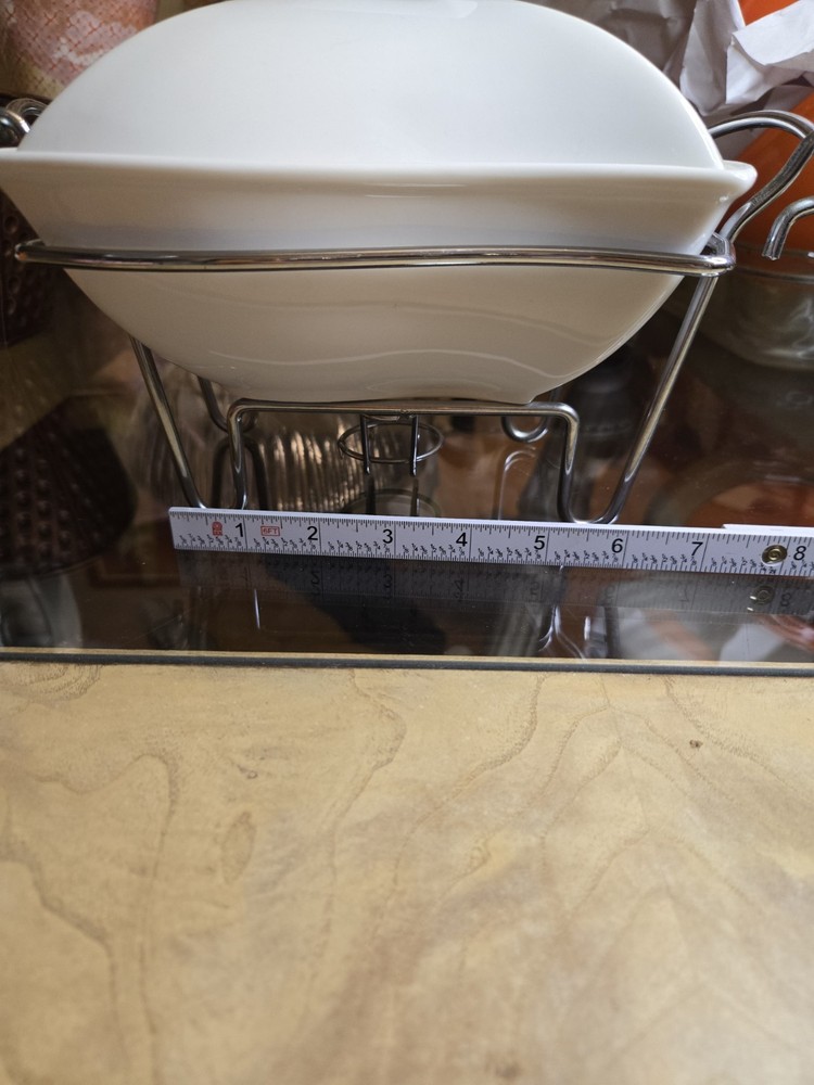 Godinger Covered Chafing Dish With Wire Warming Rack