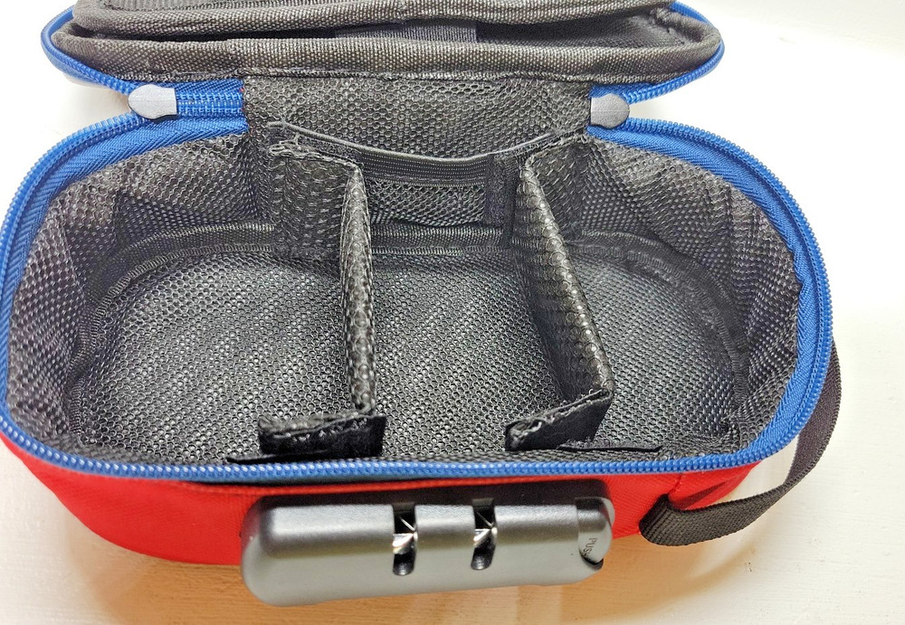 ZILLA, LOCKING BAG,, COMBINATION LOCK, SMELL PROOF, ODOR TRAPPING CANVAS A4