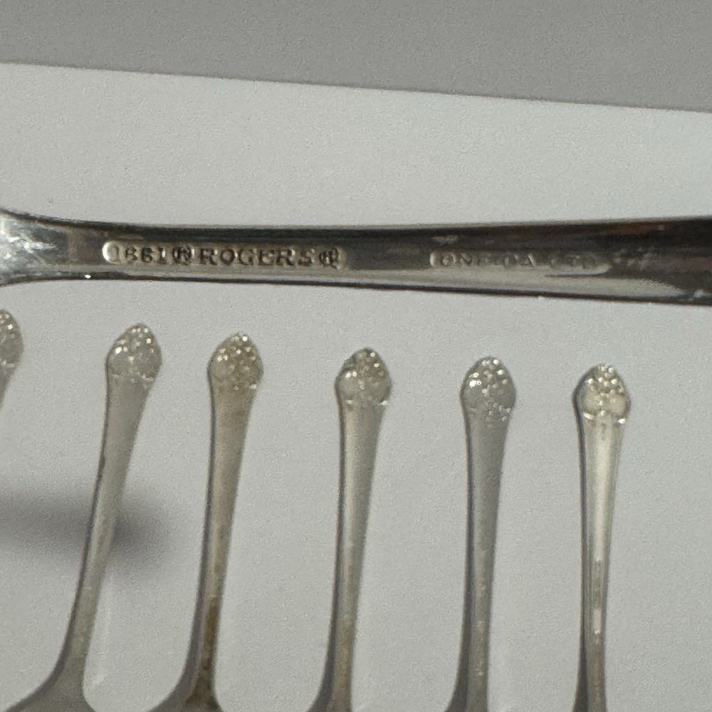 1881 Rogers Oneida Plantation 1948 Silverplate Teaspoons Set of 8 Flatware