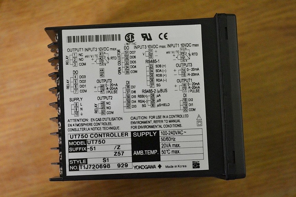 Yokogawa UT750-51 Digital Indicating Controller