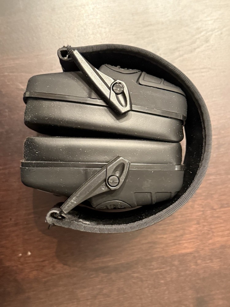 Axil Trackr Electronic Headmuff