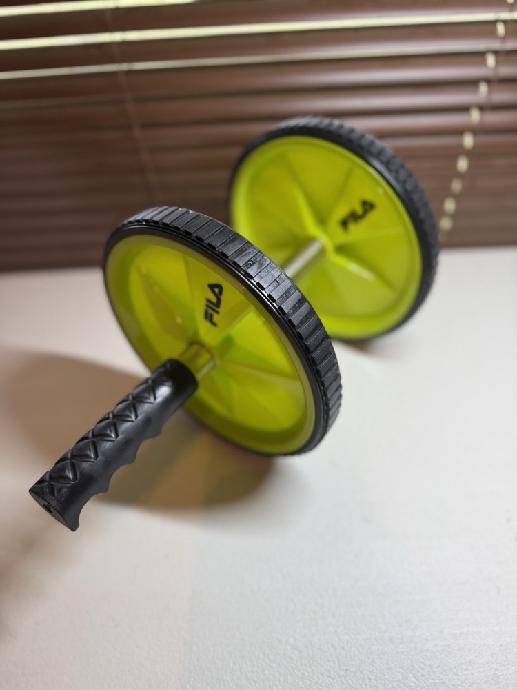 Fila Core Ab Roller wheel