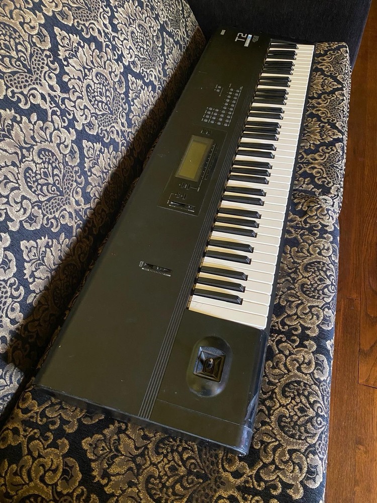 Korg T2 Music Workstation