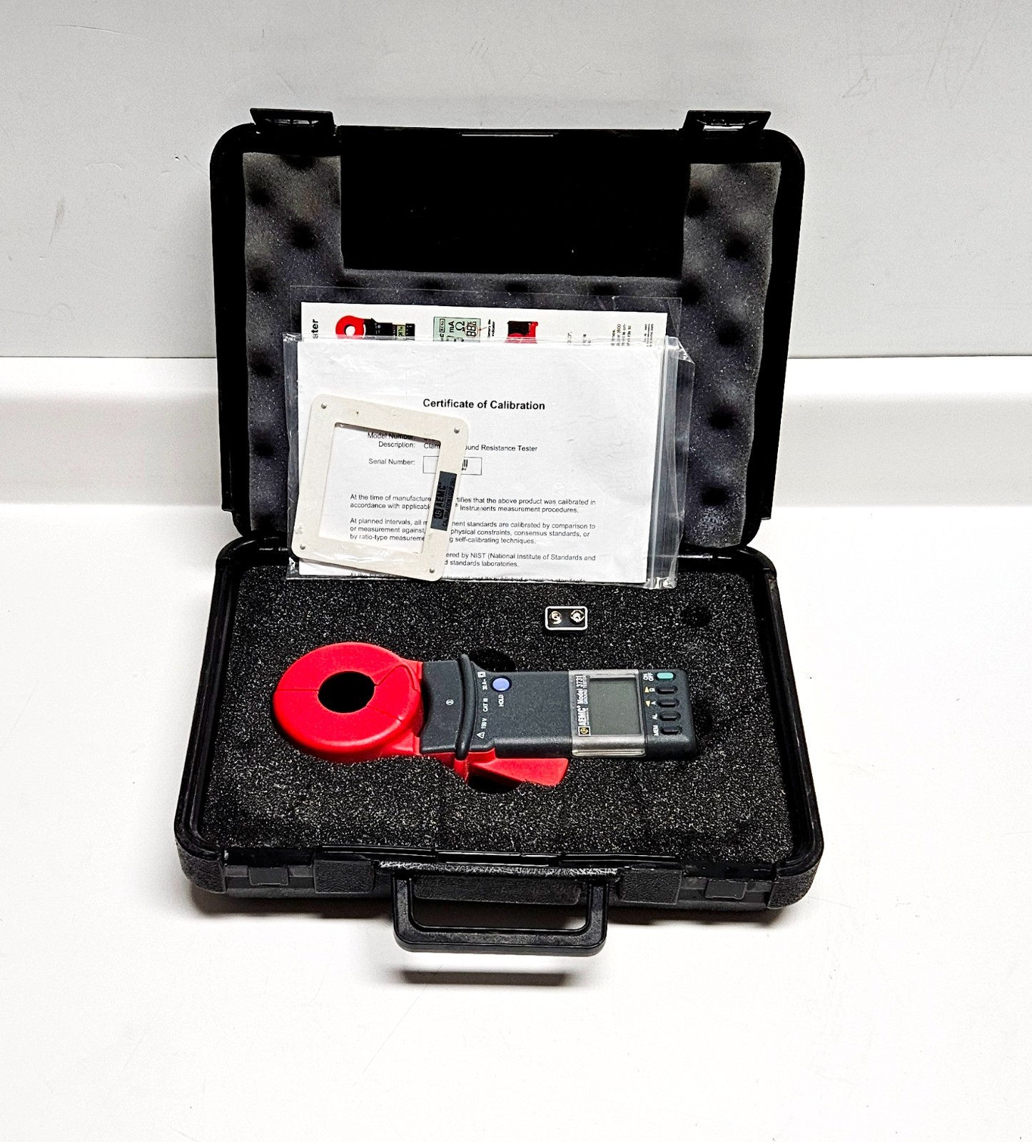 AEMC 3731 Clamp-On Ground Resistance Tester Meter w/Calibration Loop Very Clean