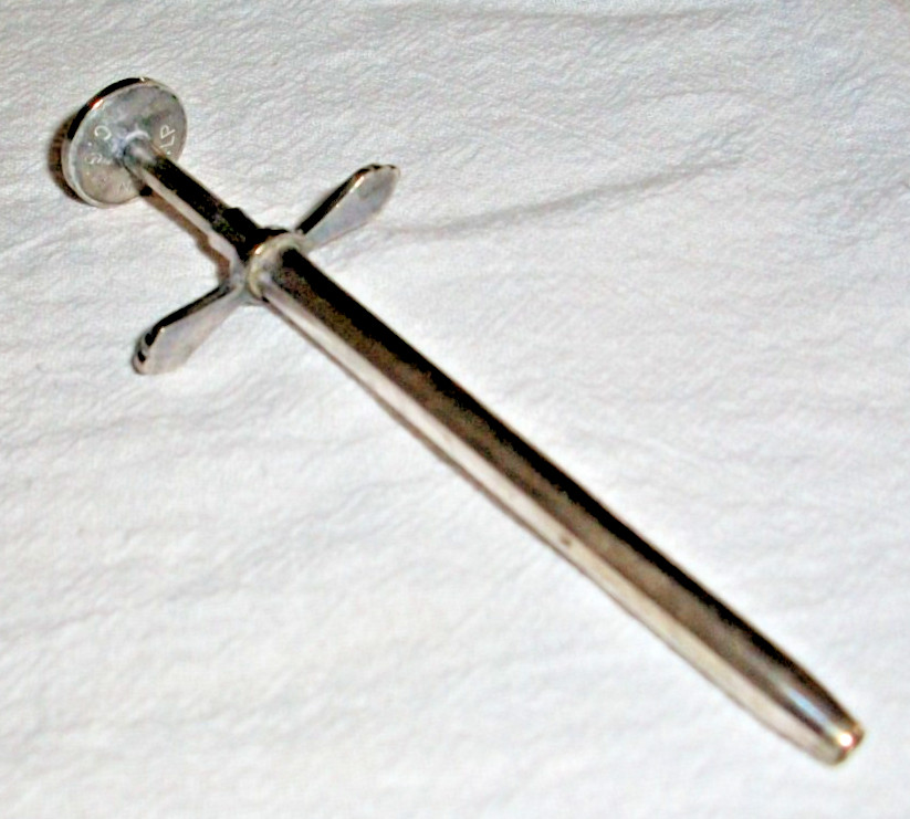 VINTAGE SWEDISH SILVERPLATE 4.25" SUGAR CUBE OR OLIVE TONG C.G.HALLBERG SWEDEN