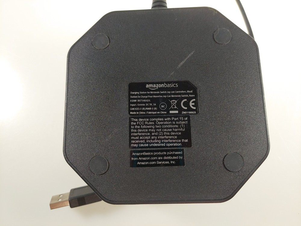 AmazonBasics Charging Station for Nintendo Switch Joy-con Controllers