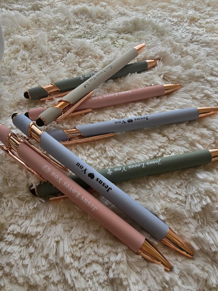 JESUS LOVES YOU- PEN