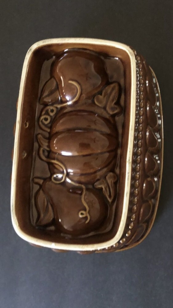 Bread Maker Mold cake Pottery Nordic Ware Style