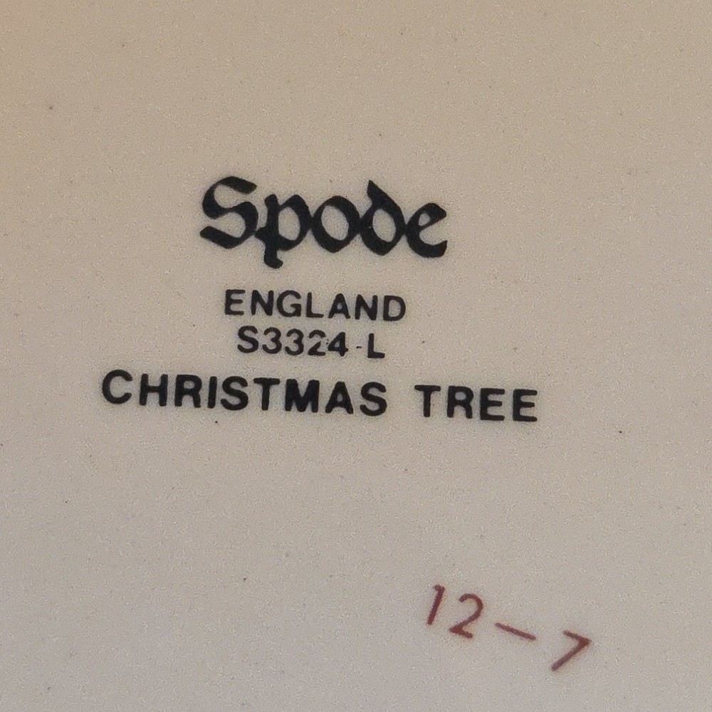 Spode Small Triangular Dish Christmas Tree Made In England S3324-L