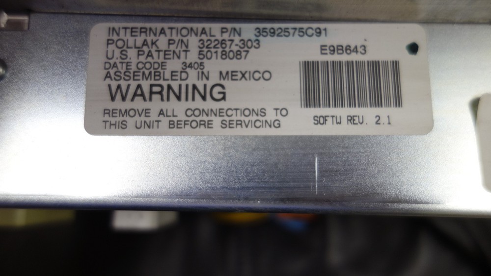 International Speedometer and Tach Cluster 3592575c91