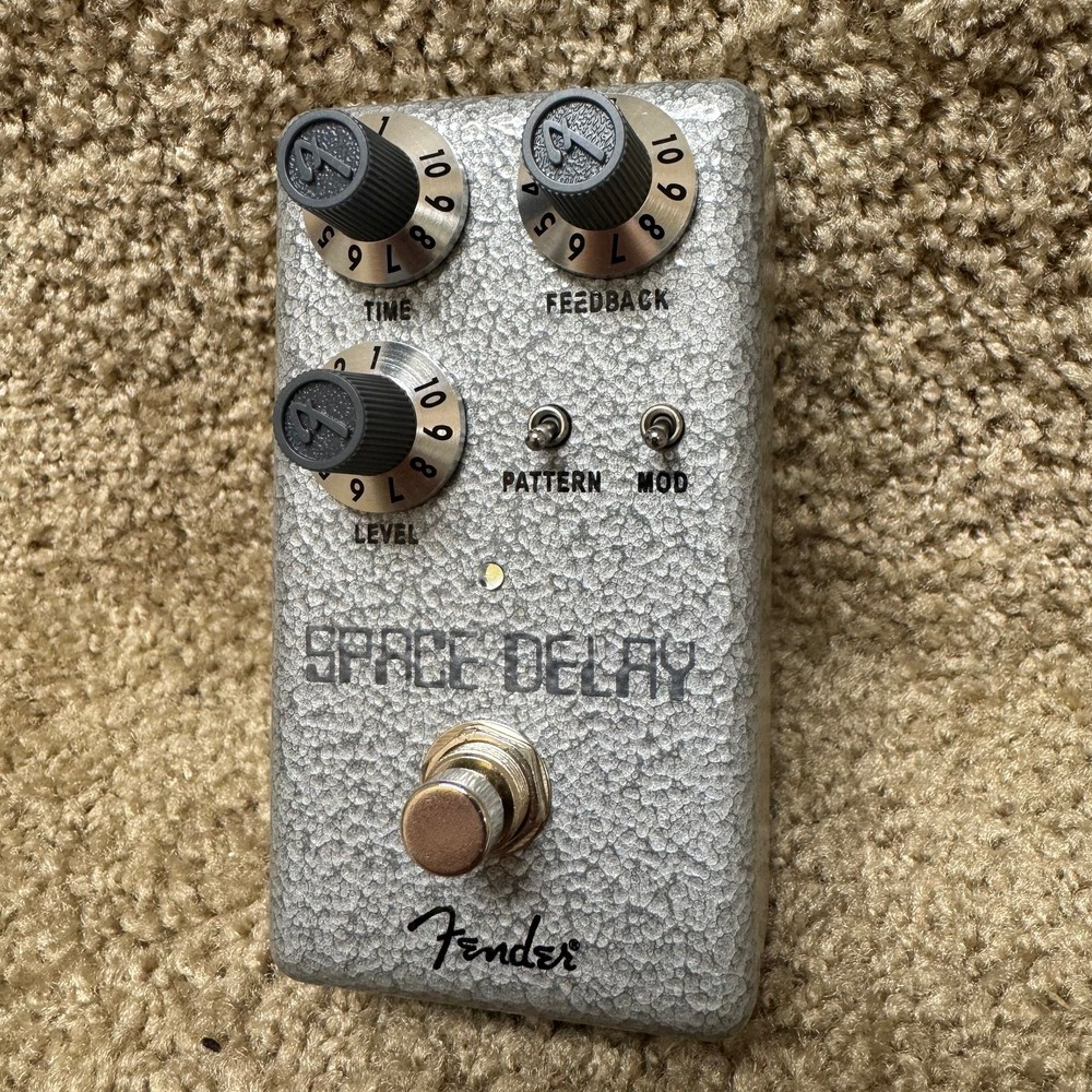Fender HammerTone Space Delay Pedal