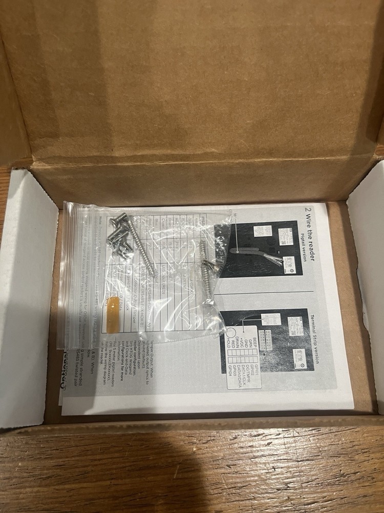 HID 920PBNNEK2000 MultiCLASS RP40 Wall Switch Reader Seos Profile