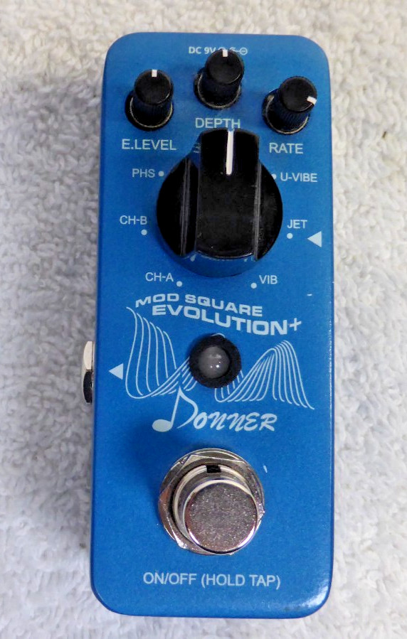 Donner Mod Square Evolution+ Effects Pedal Chorus Phaser Tremolo Flanger