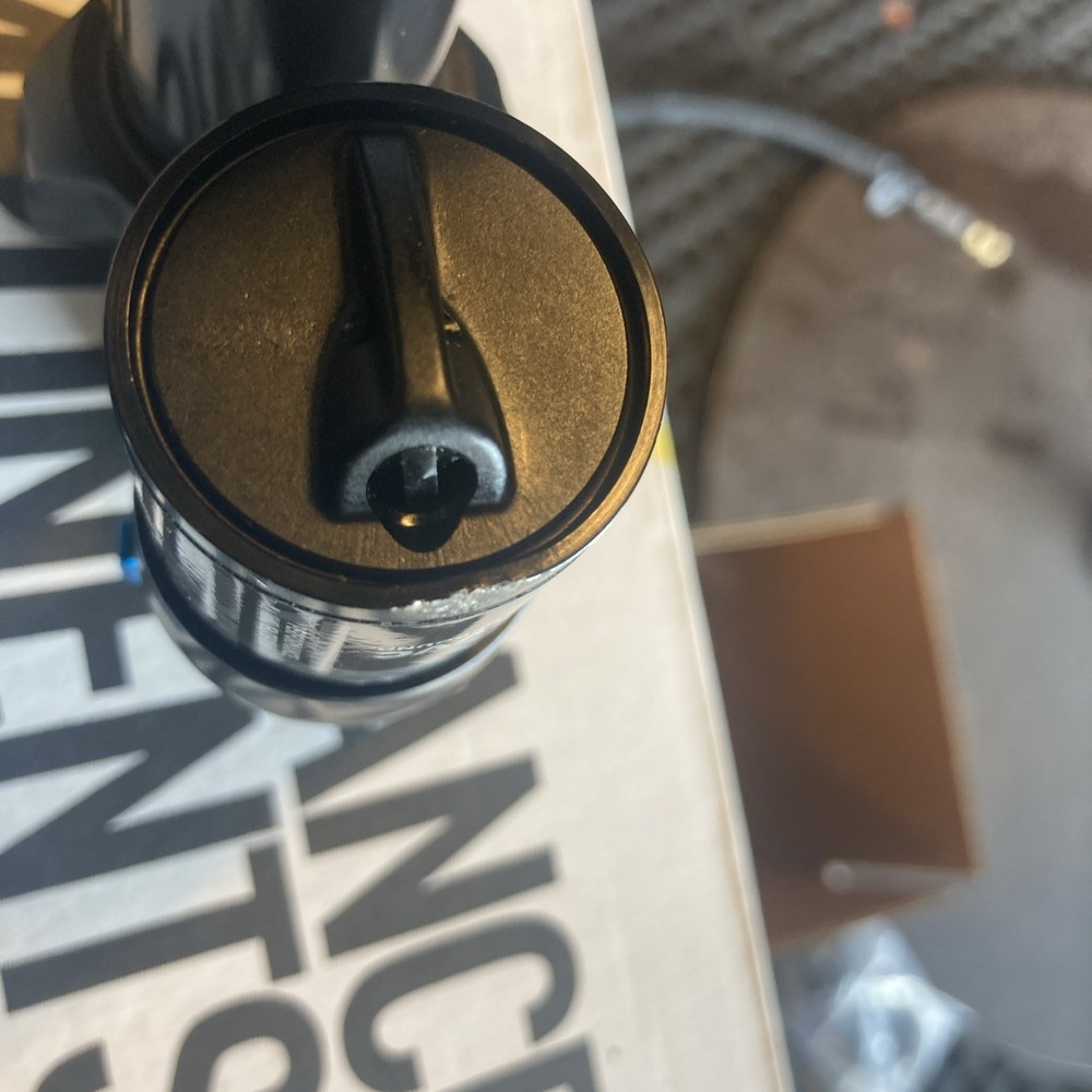 fox float x2 Evol Extra Volume Rear Shock