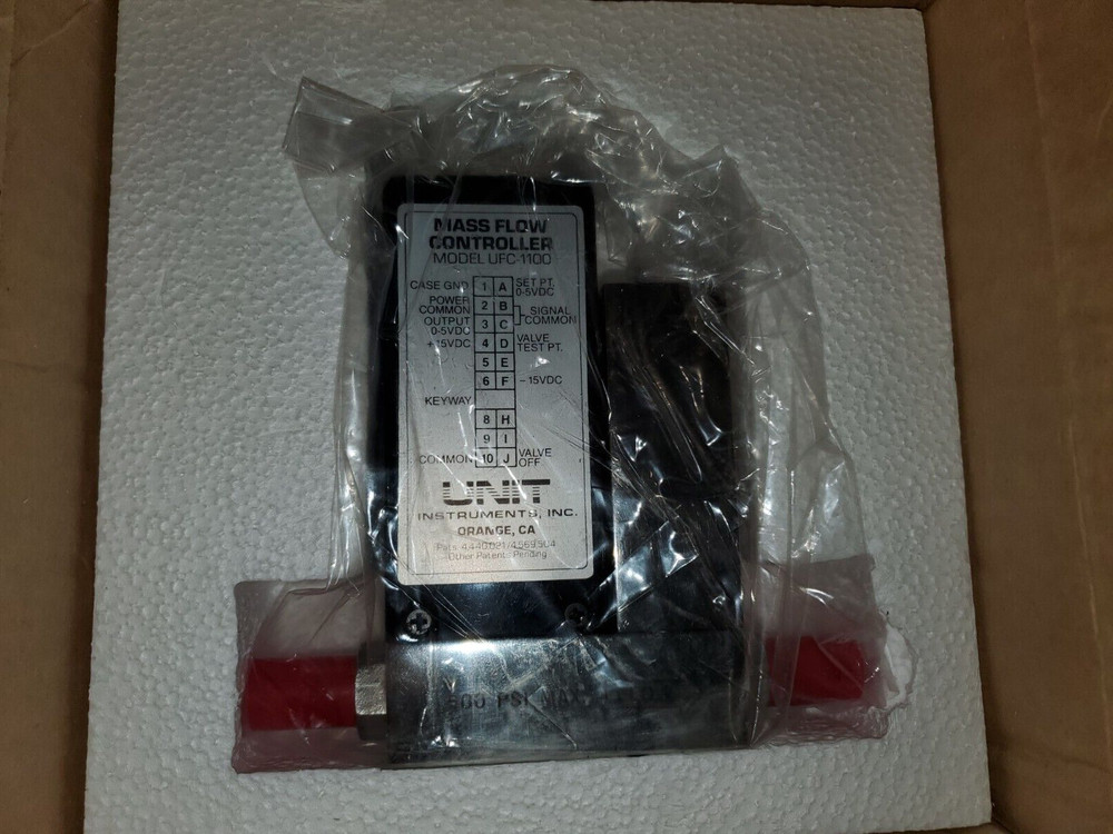 Unit Instruments UFC-1100A High Performance Mass Flow Controller  FOR GAS N2